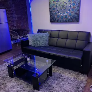 Central Harlem Oasis- Led House New York