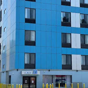 2* Hotel 21 Nyc