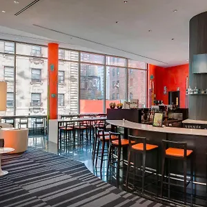 纽约曼哈顿/中央公园万豪万怡酒店 酒店
