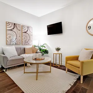  Apartment Gorgeous & Stylish 4bdr & 2bth In Downtown Manhattan